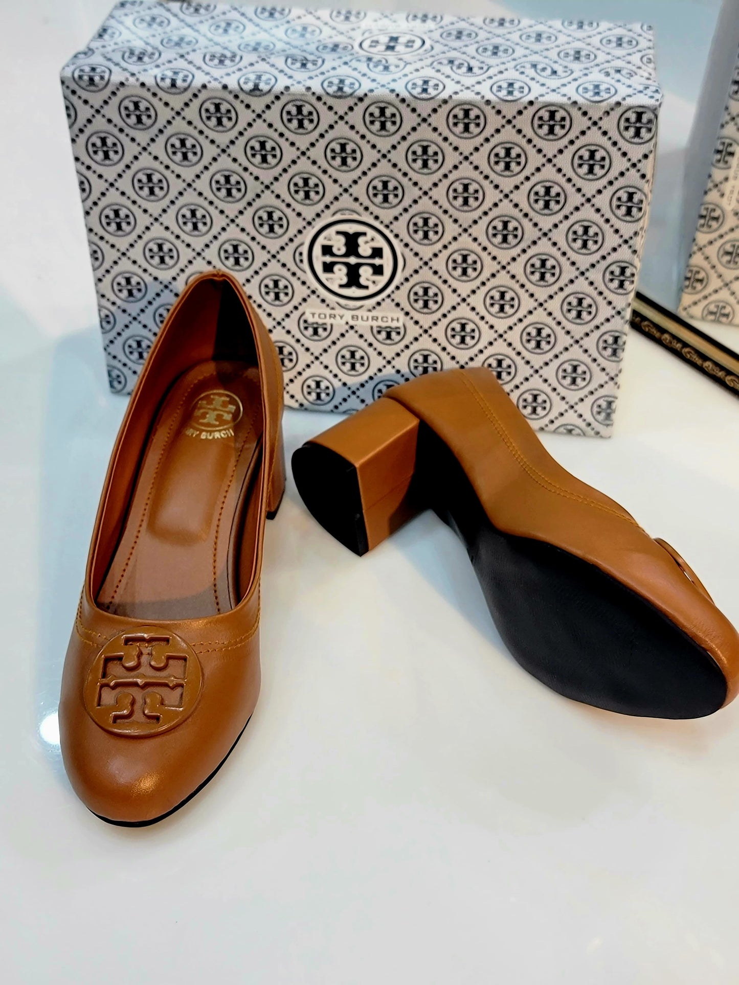 *TORY BURCH BLOCK HEELS PUMPS