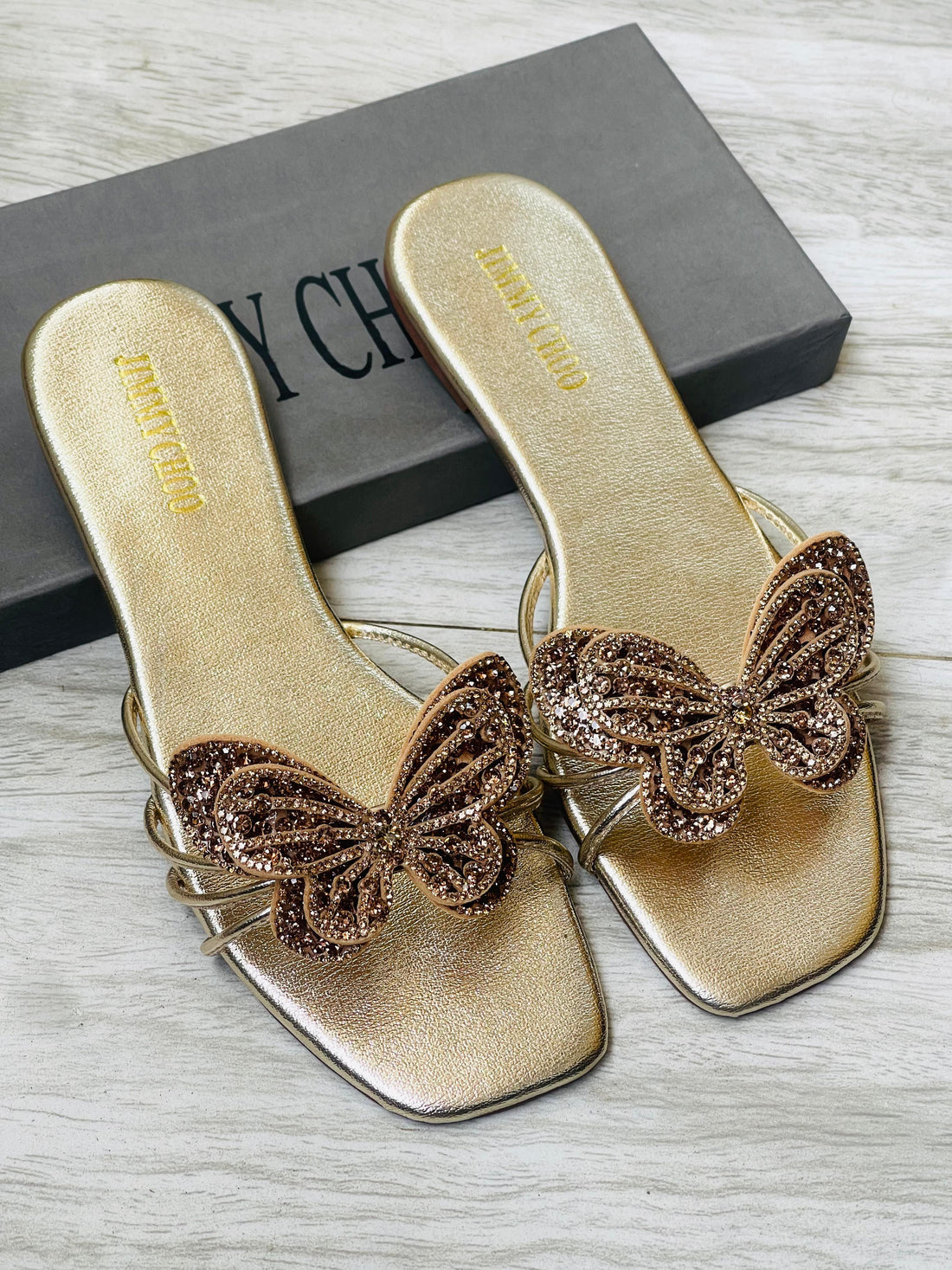JIMMY CHOO FLATS