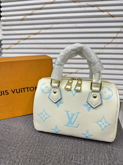 LOUIS VUITTON
LV SPEEDY BANDOULERRE 20