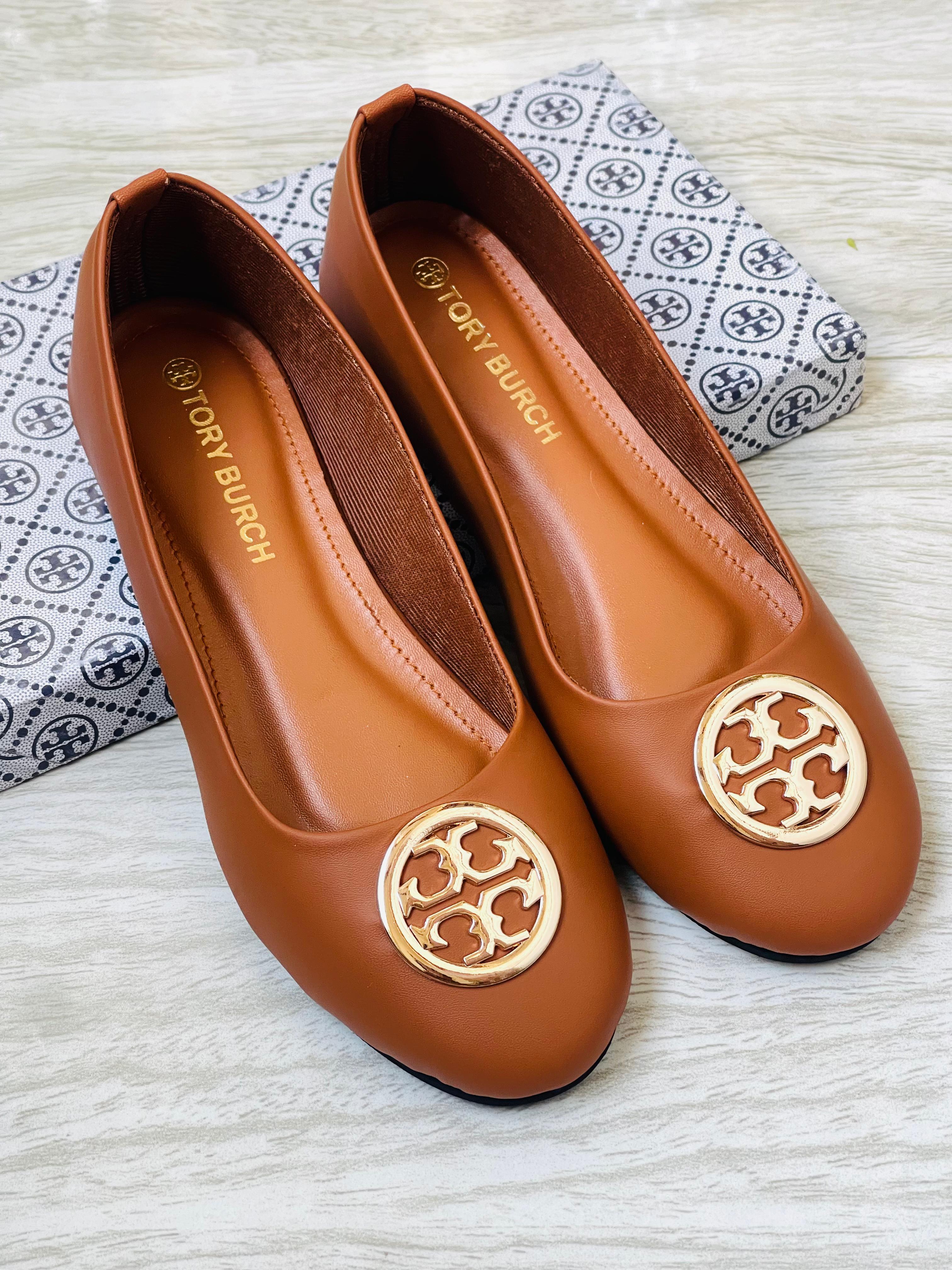 TORRY BURCH FLATS PUMPS