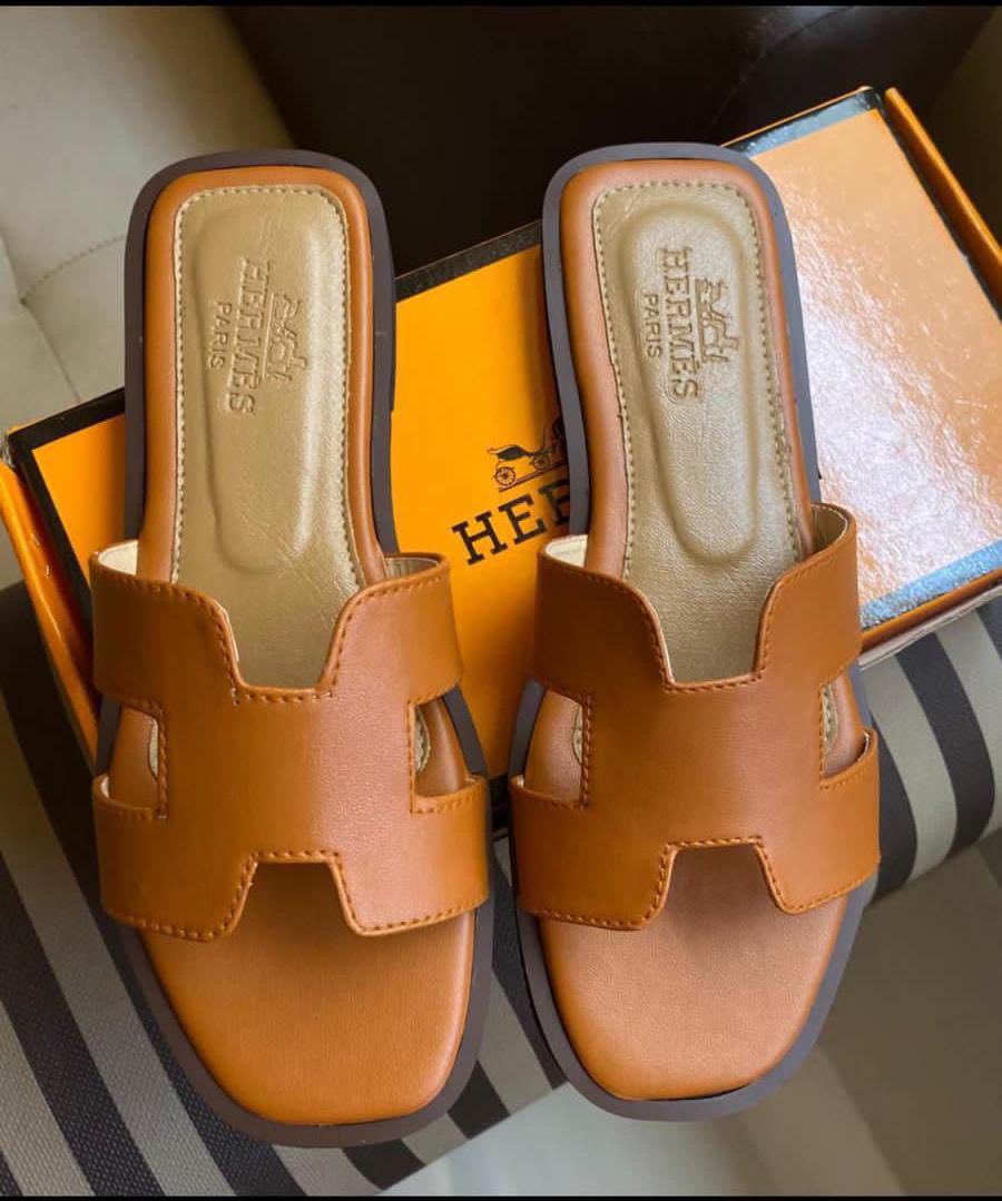 HERMES FLATS