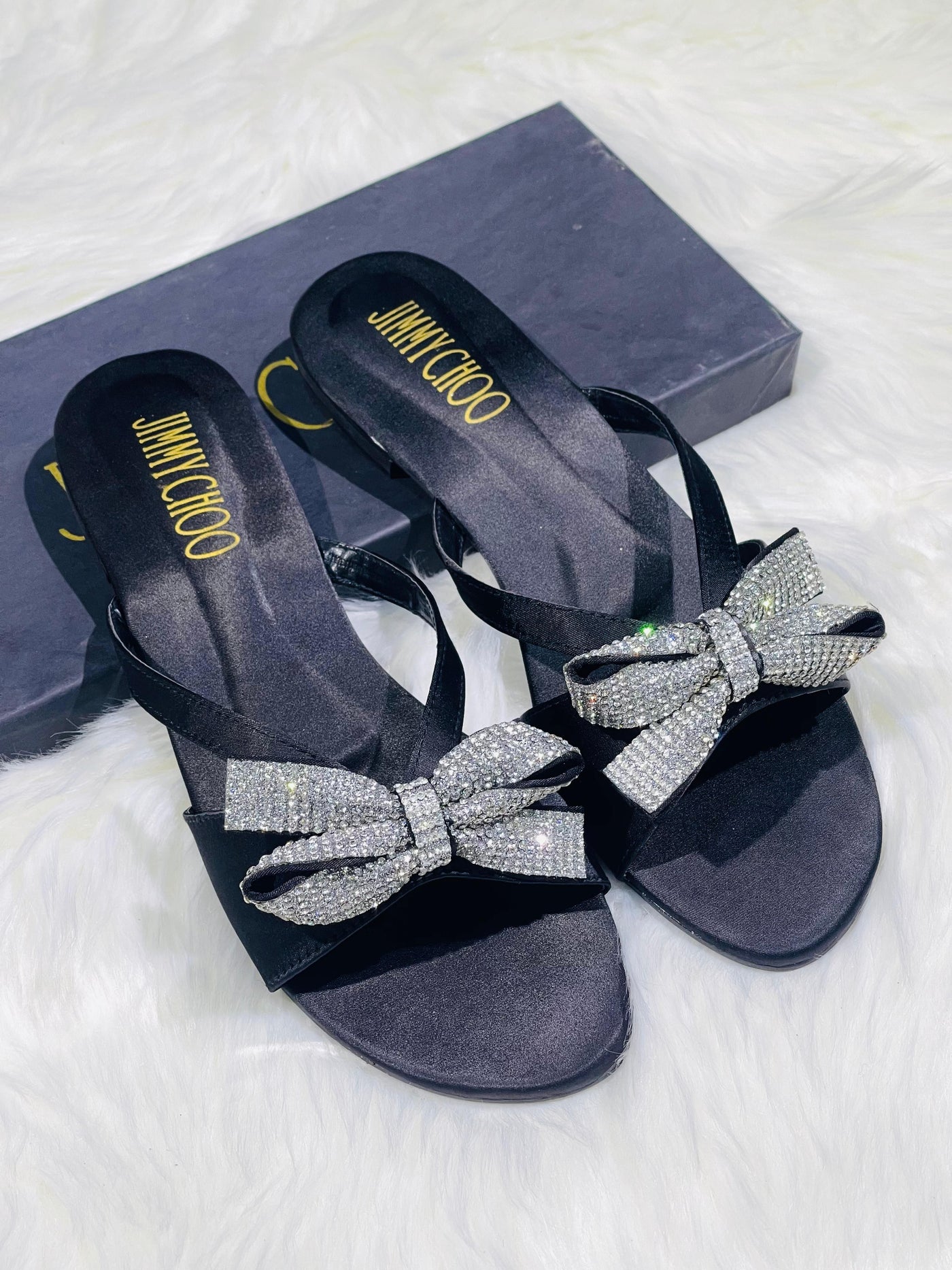 JIMMY CHOO FLATS