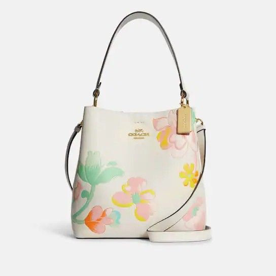 COACH LARGE TOWN BUKET BAG