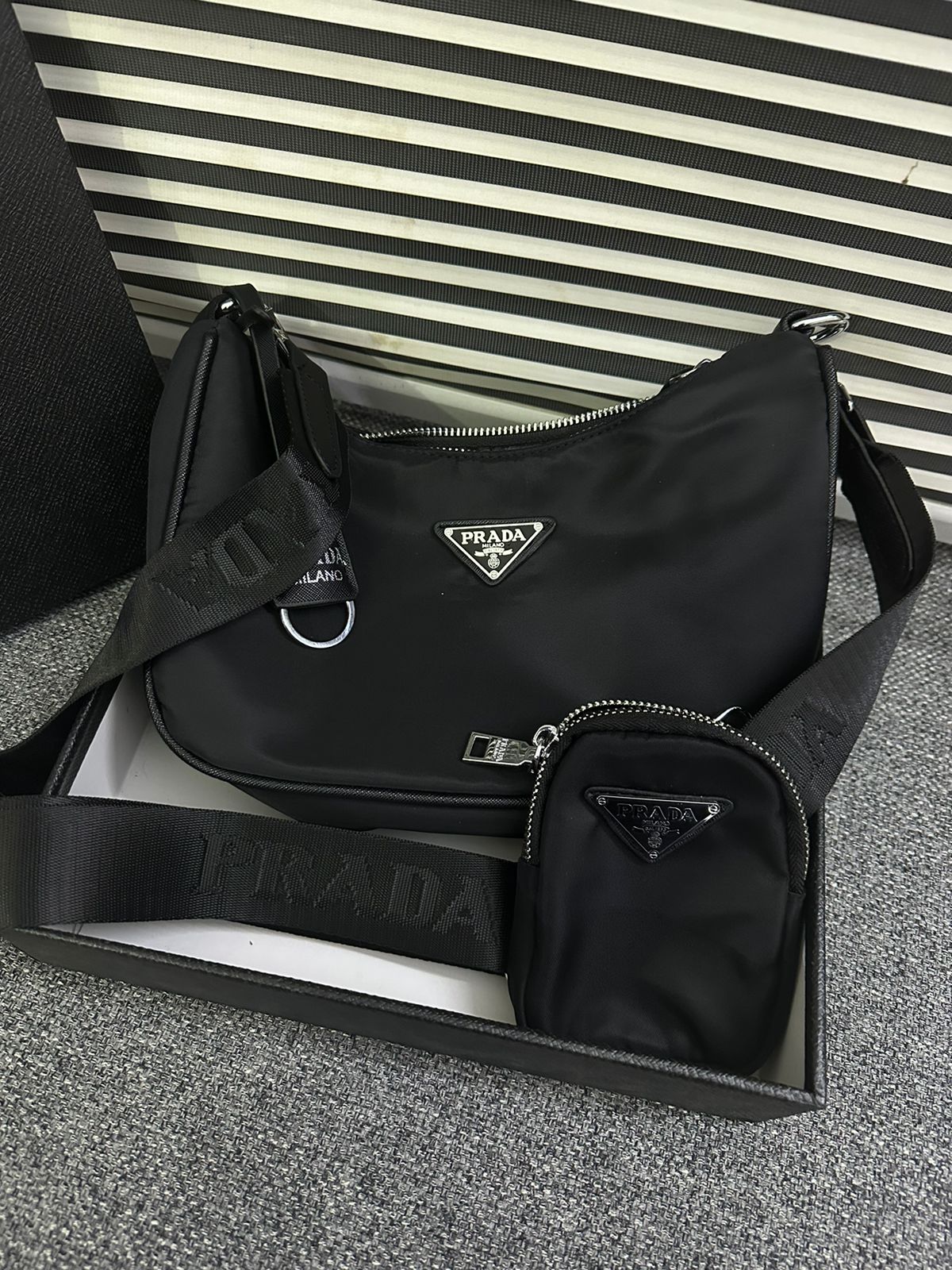 PRADA RE-EDITION 2005 SHOULDER BAG