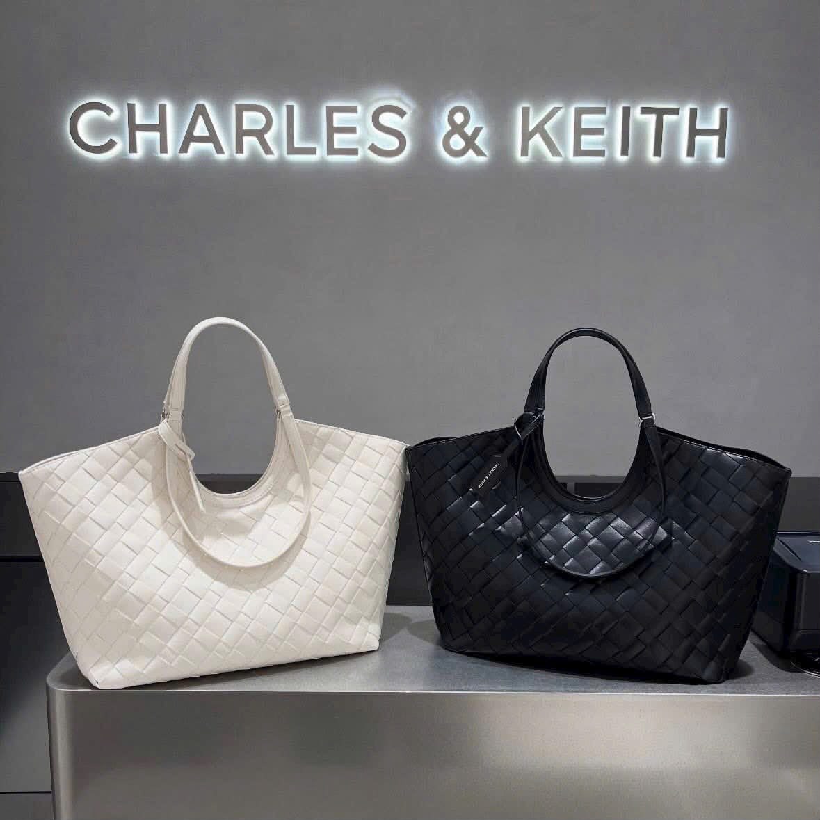 CHARLES & KEITH
LVETTE WOVEN TOTE BAG