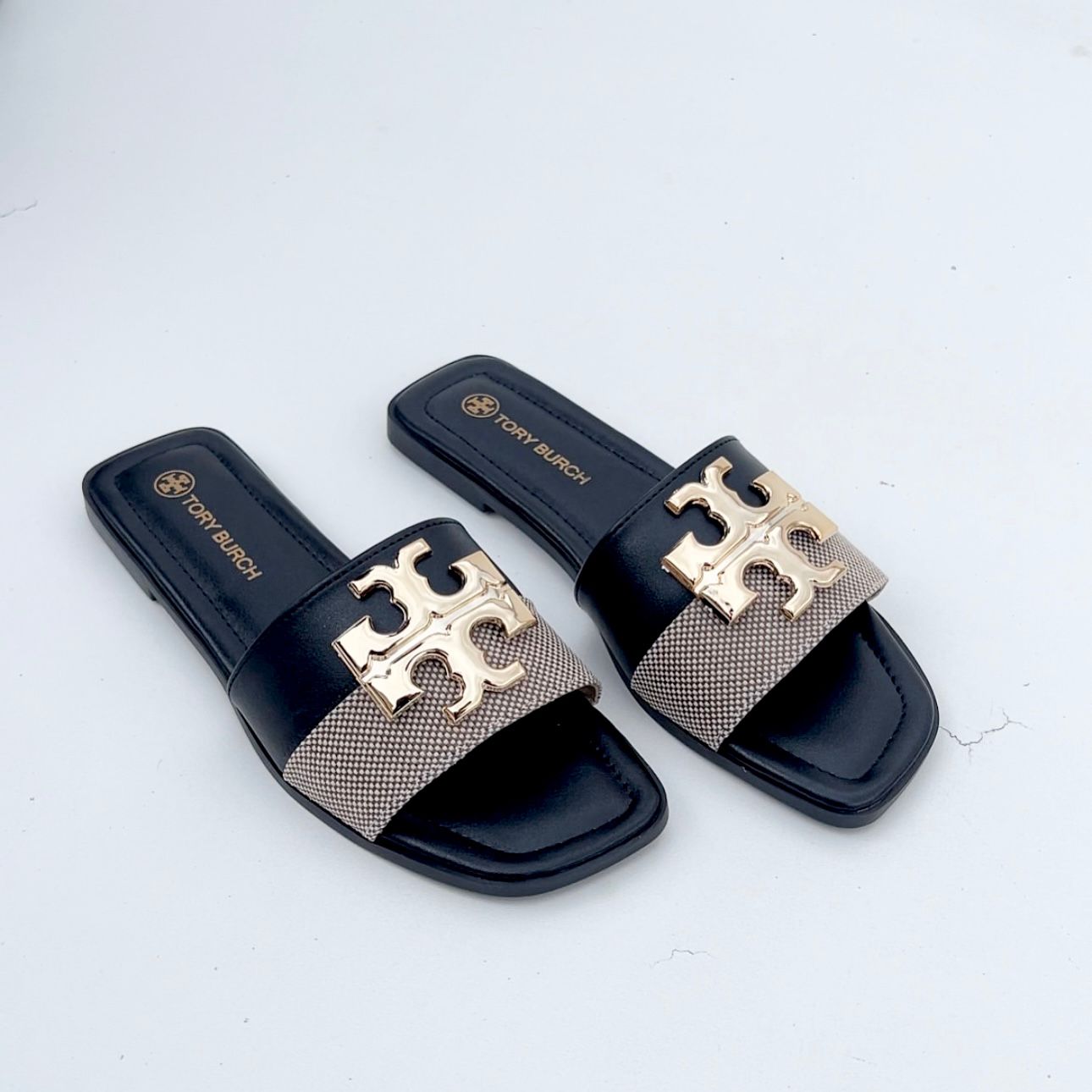 TORRY BURCH SLIPPERS