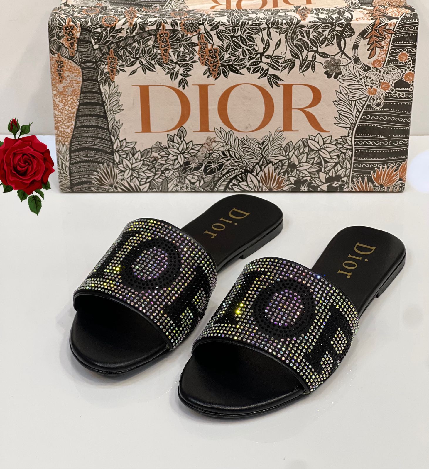 DIOR STONE FLAT