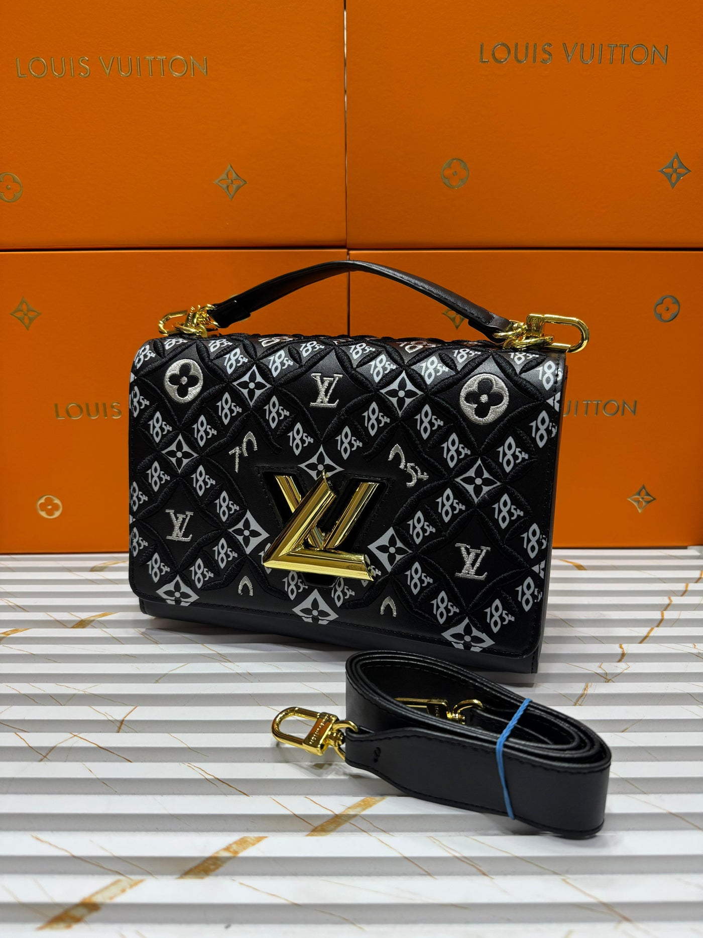 *LOUIS VUITTON
SINCE 1854 TWIST MM BAG
