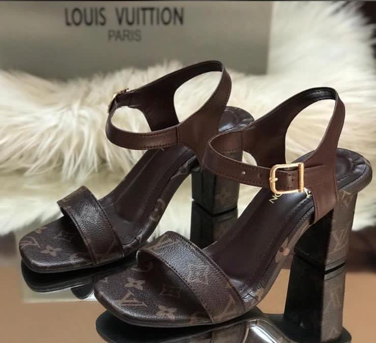 LOUIS VUITTON HEEL
