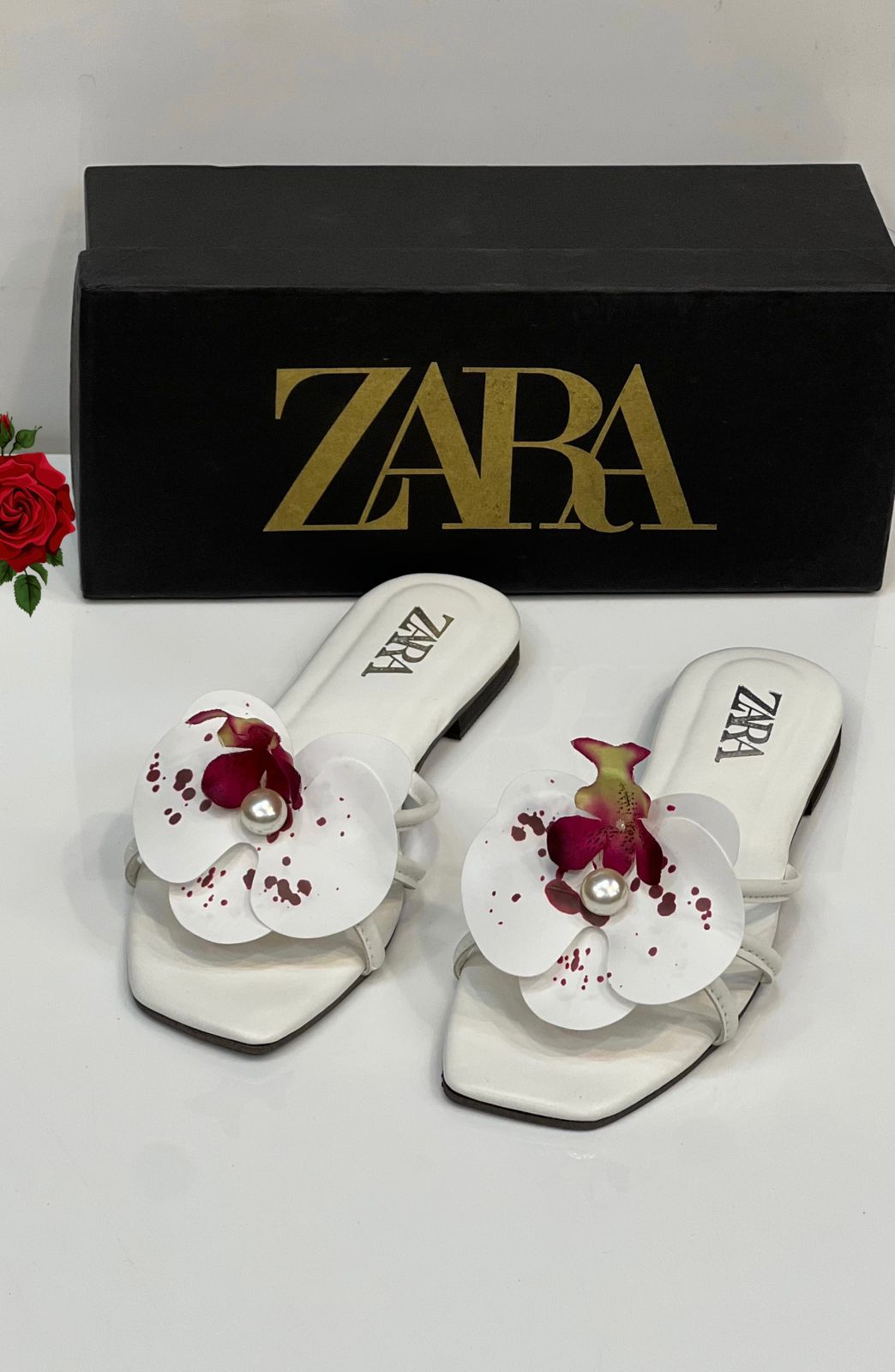 ZARA FLATS