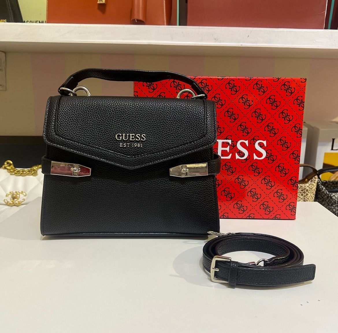 GUESS ZADIE LOGO-TOP HANDLE BAG