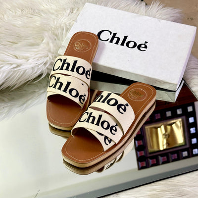 CHELOE FLAT