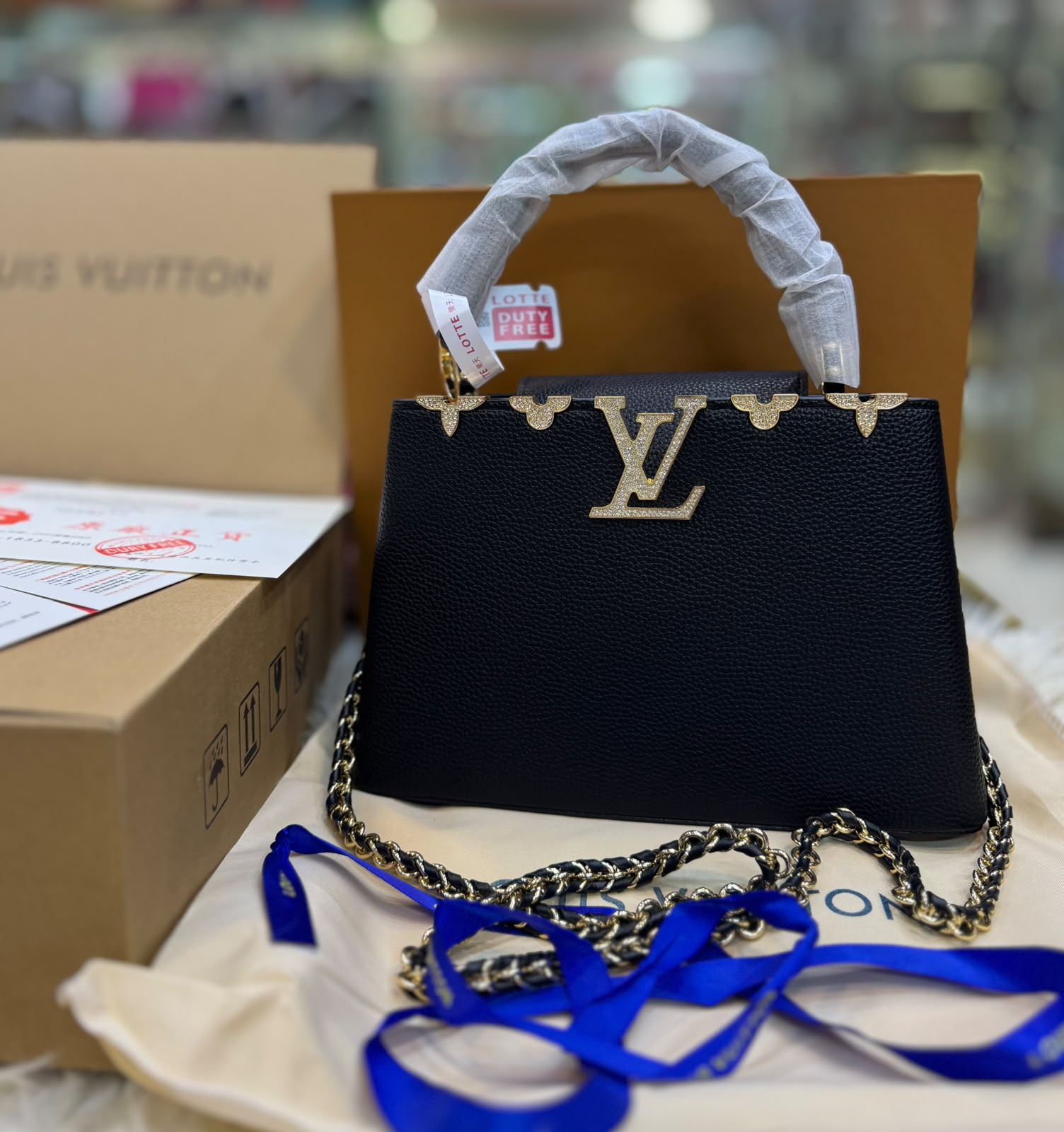 LOUIS VUITTON CAPUCINES BB BAG