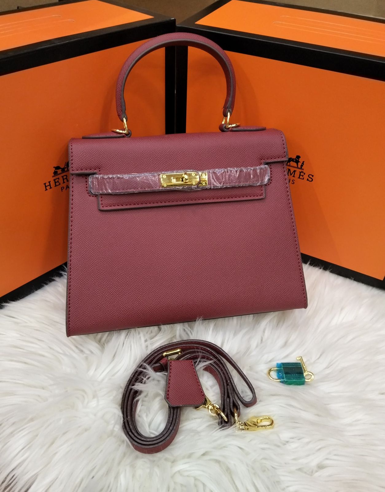 HERMES KELLY 26 BAG