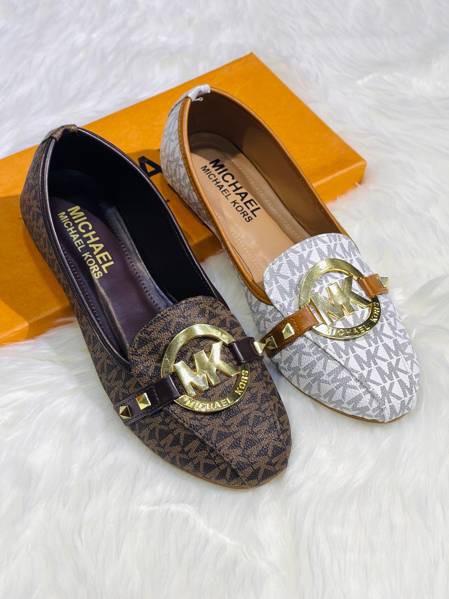 MICHAEL KORS PUMPS