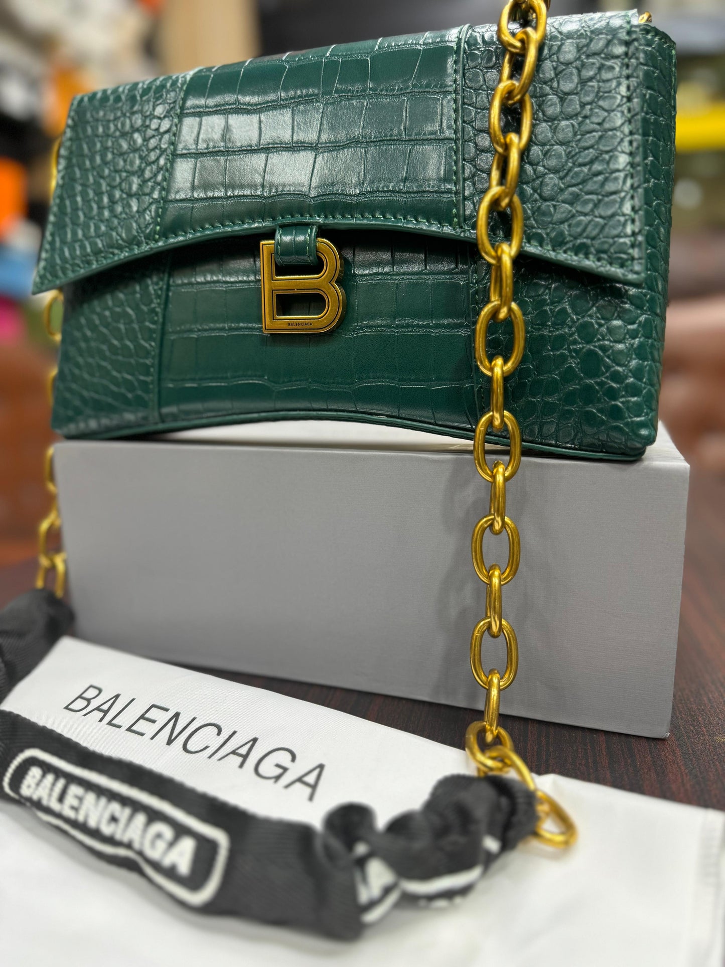 BALENCIAGA DOWNTOWN XS SHOULDER BAG