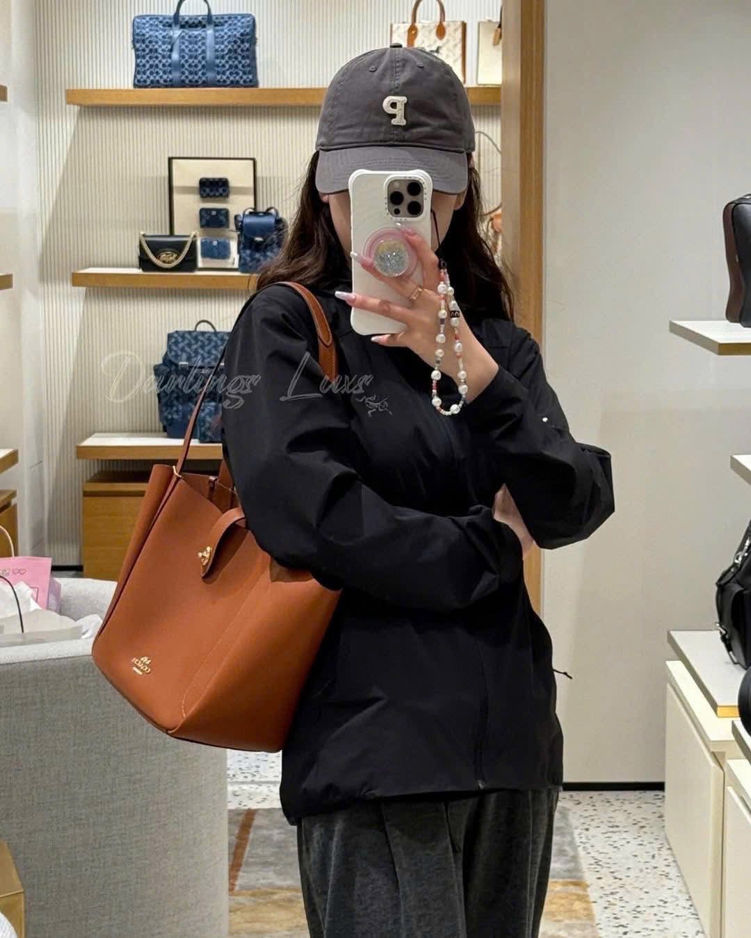 COACH HADLEY TURNLOCK TOTE BAG