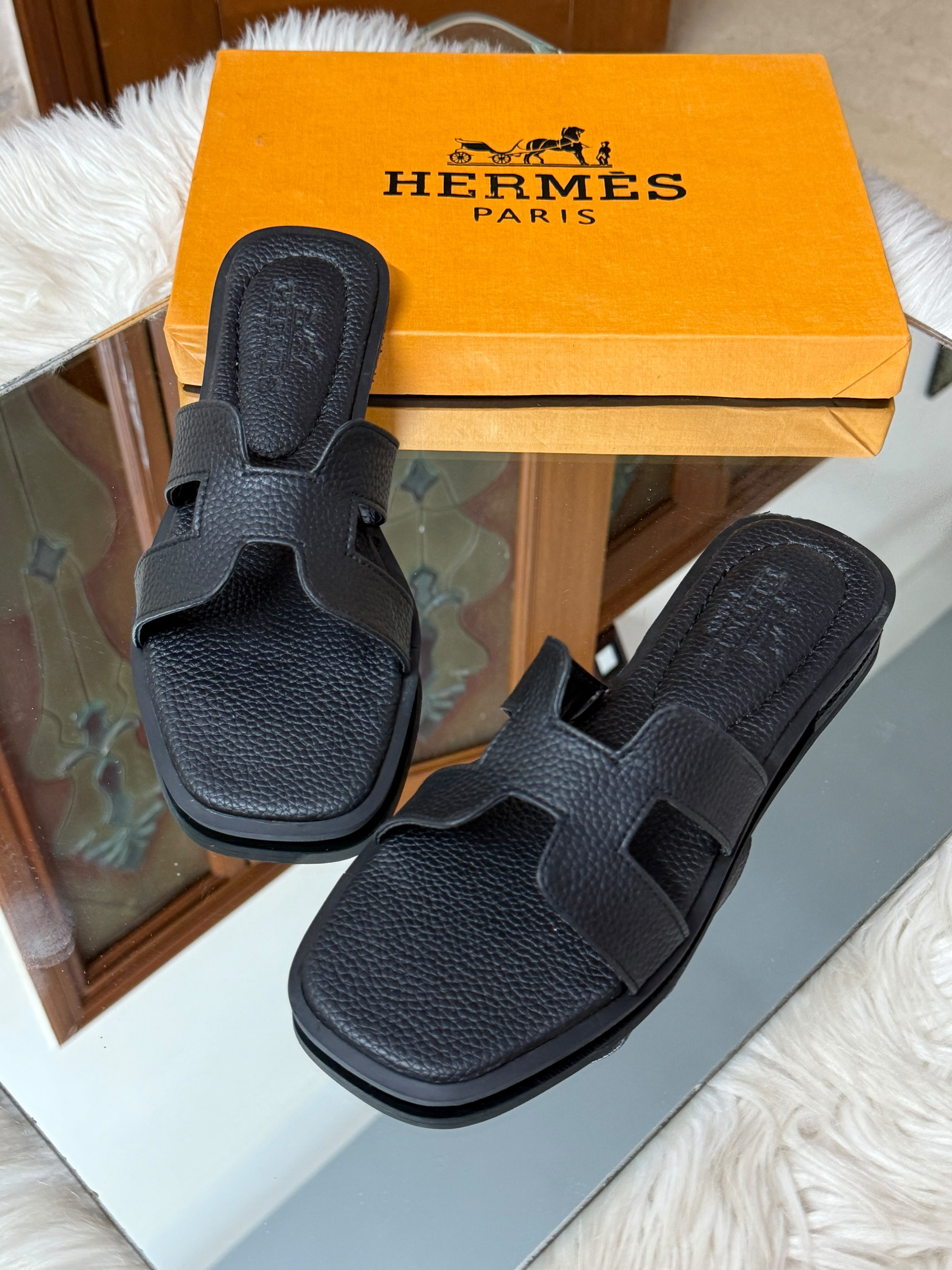 HERMES SOFTY FLATS