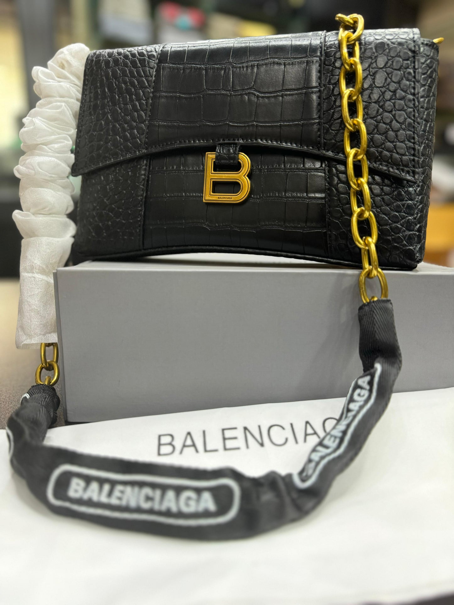 BALENCIAGA DOWNTOWN XS SHOULDER BAG