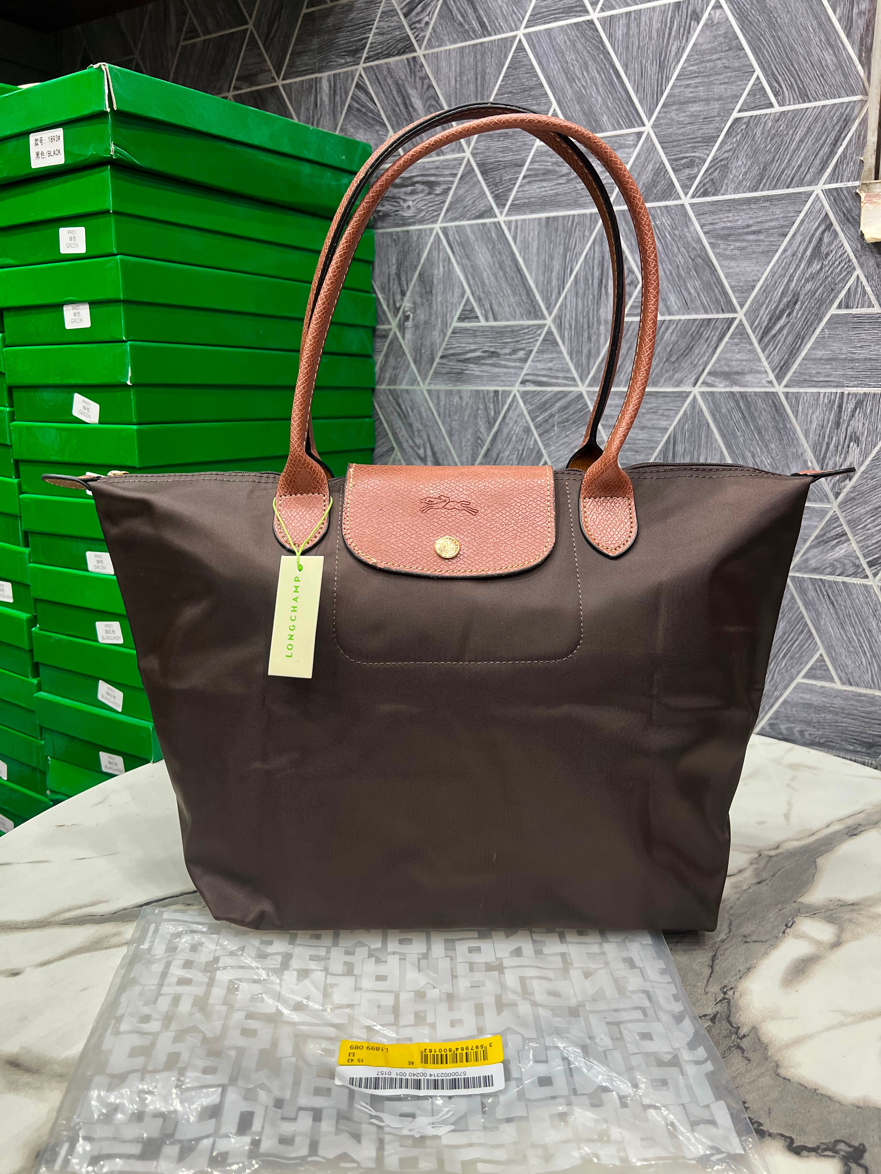 LONG CHAMP MEDIUM TOTE BAG