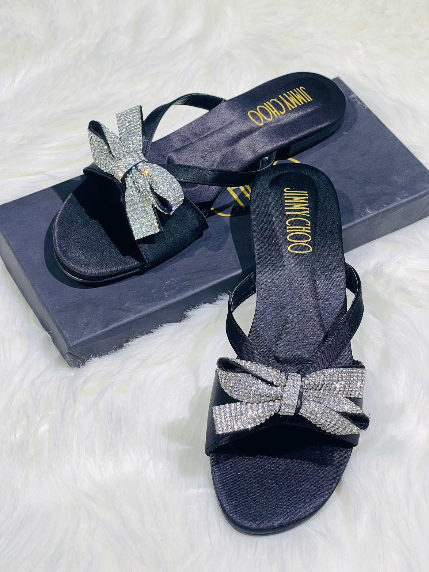 JIMMY CHOO FLATS