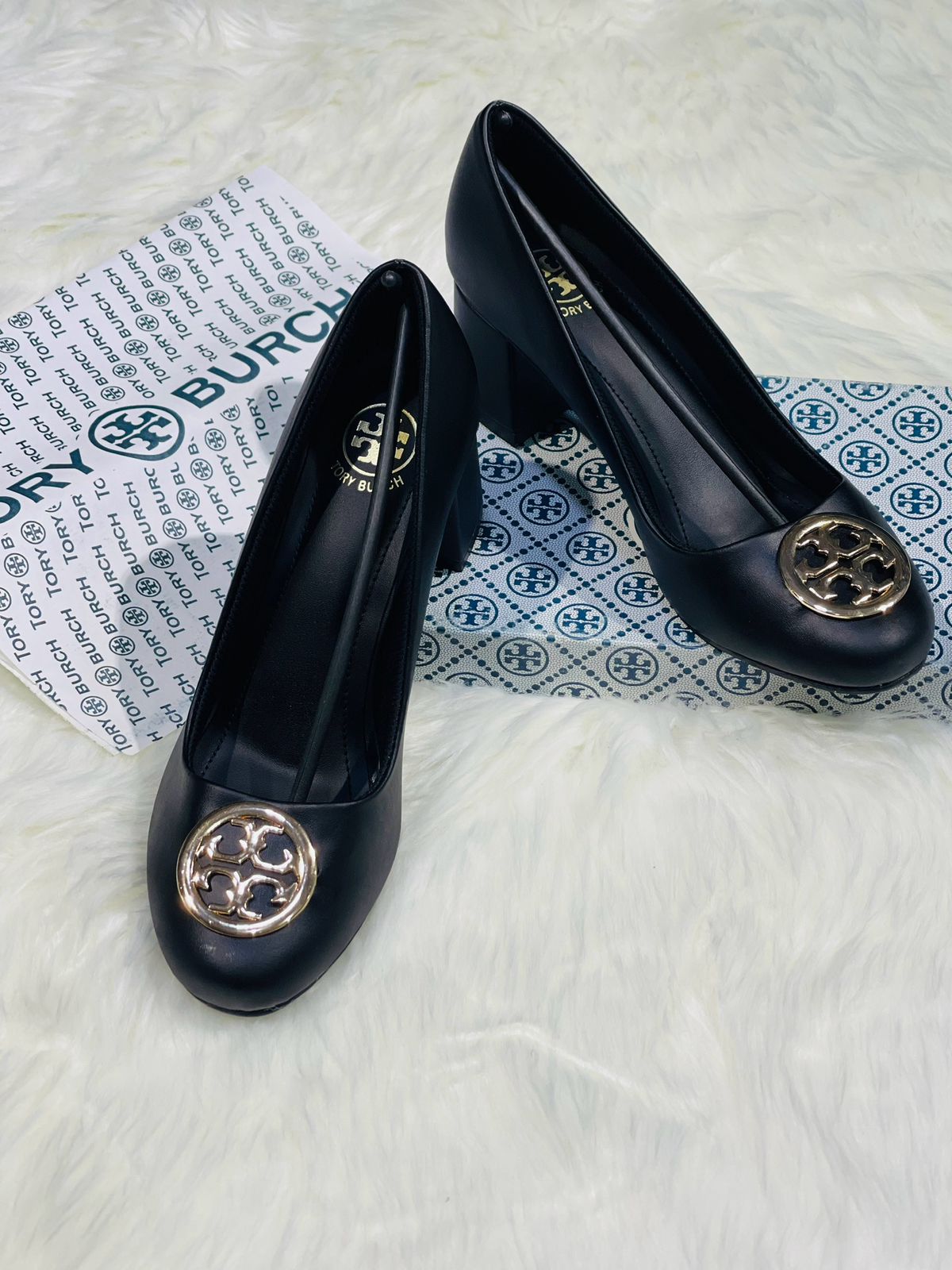 TORRY BURCH BLACK HEELS PUMPS