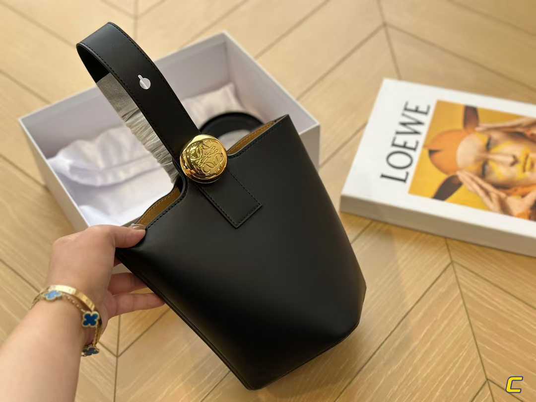 LOEWE MINI PEBBLE BUCKET BAG