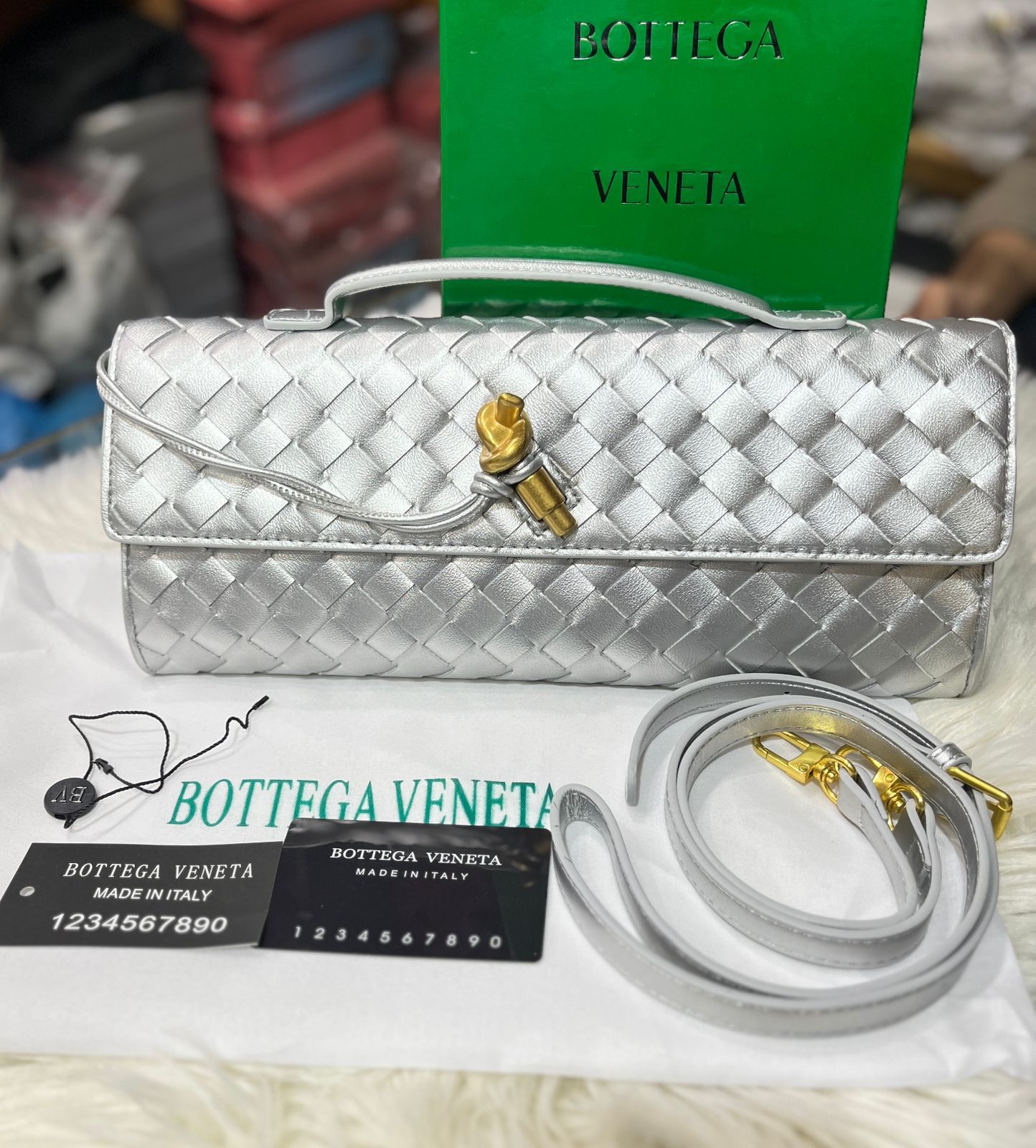 BOTTEGA VENETA ANDIAMO LONG CLUTCH