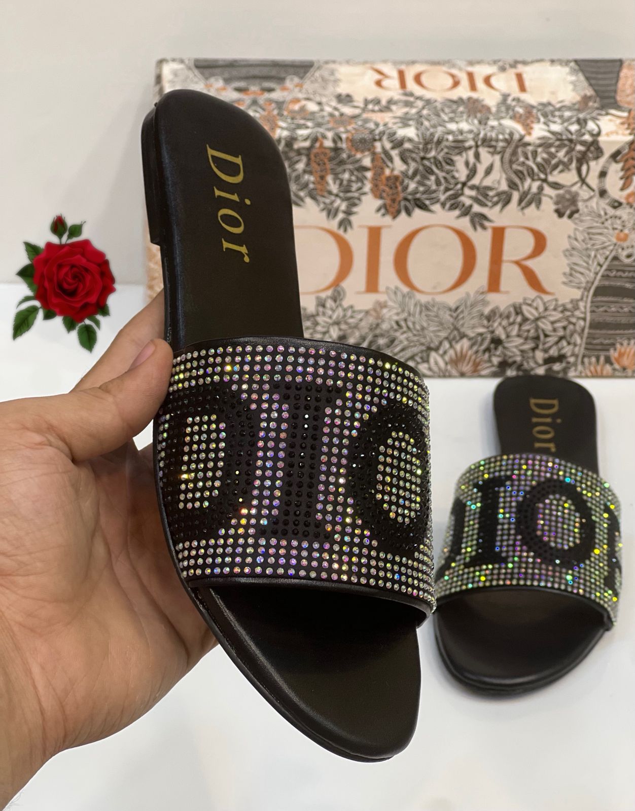 DIOR FLATS