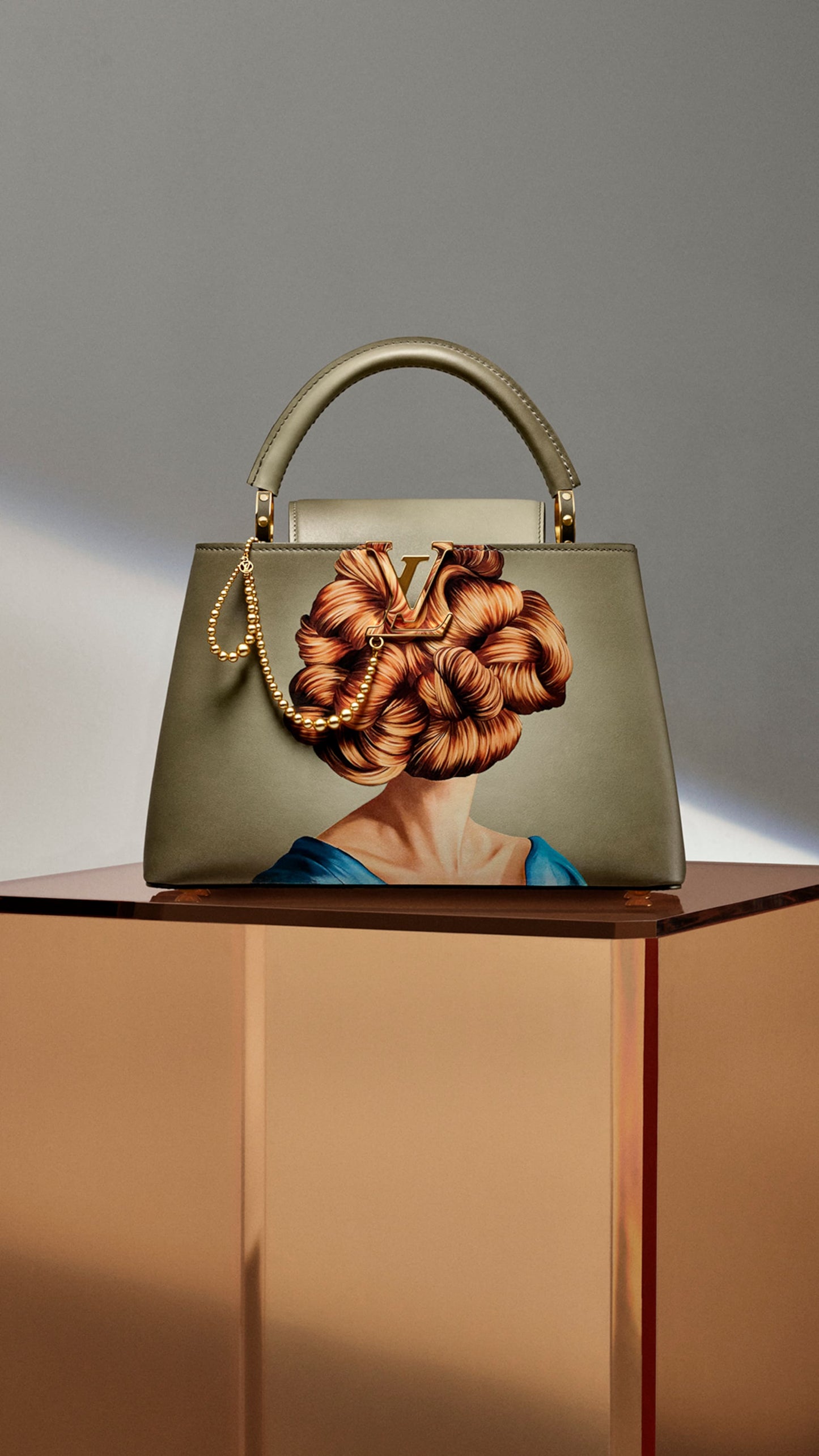 LOUISE VUITTON CAPUCINCES