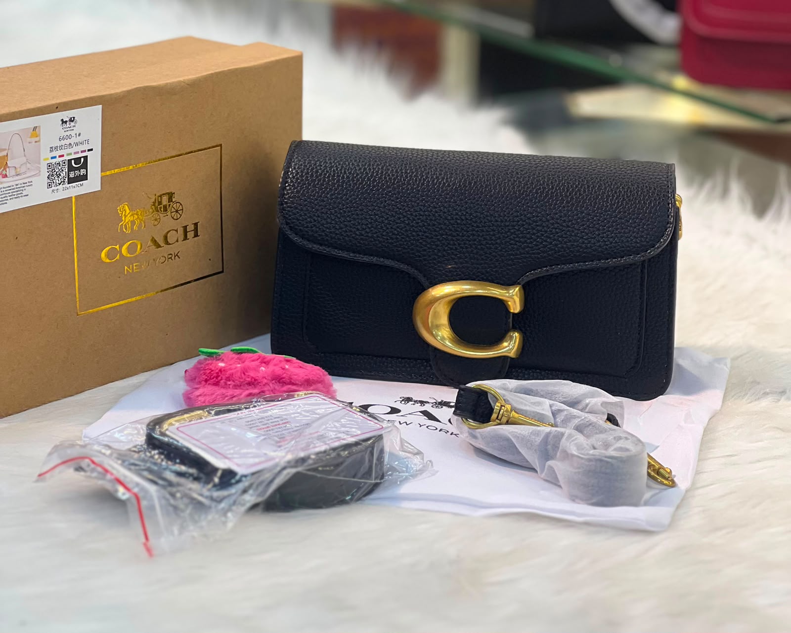 COACH TABBY SHOULDER BAG