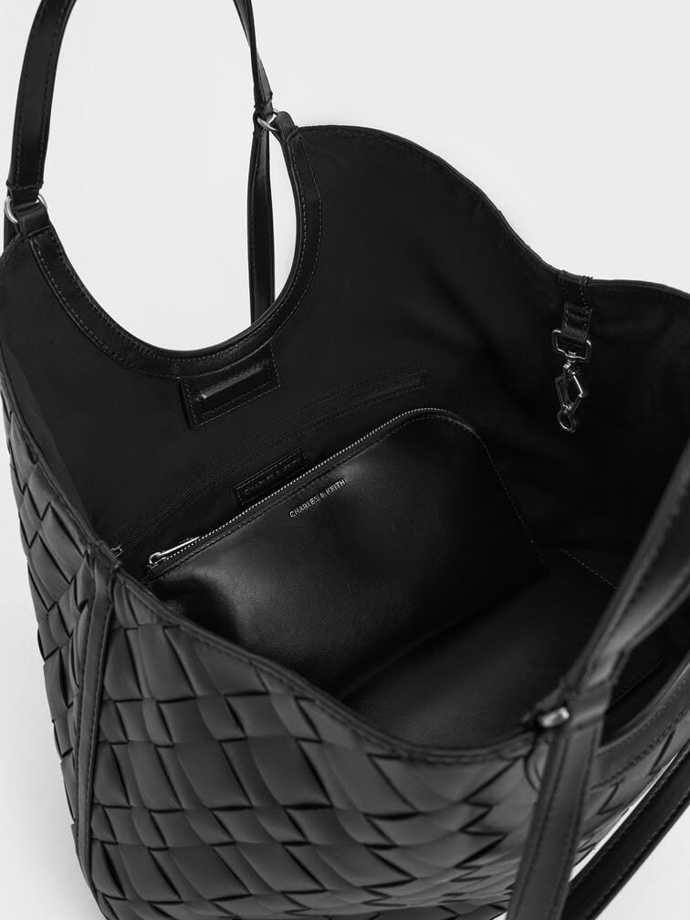 CHARLES & KEITH
LVETTE WOVEN TOTE BAG