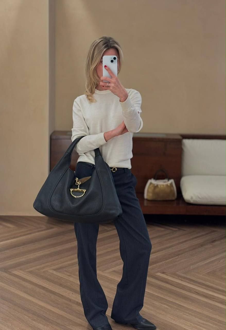 GUCCI
SOFTBIT MAXI SHULDER BAG
