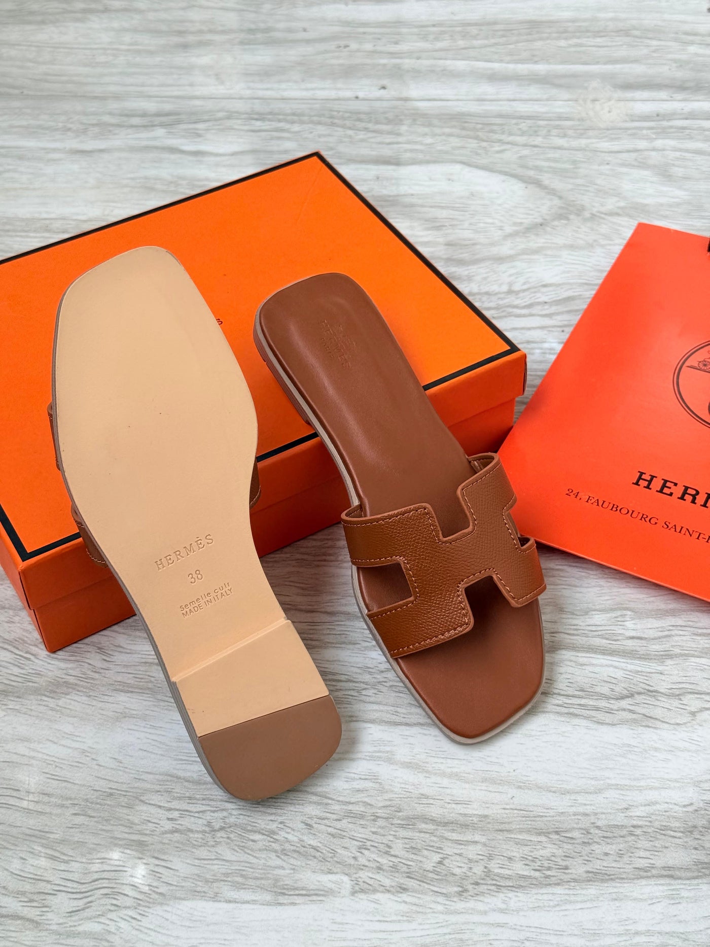 HERMÈS FLAT PREMIUM QUALITY