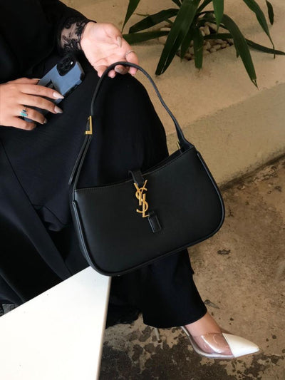 SAINT LAURENT SHOULDER BAGS