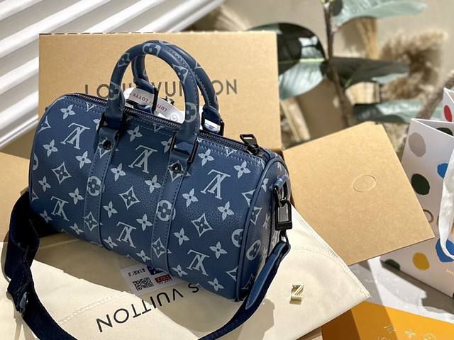 LOUIS VUITTON KEEPALL BANDOULIERE HANDBAG