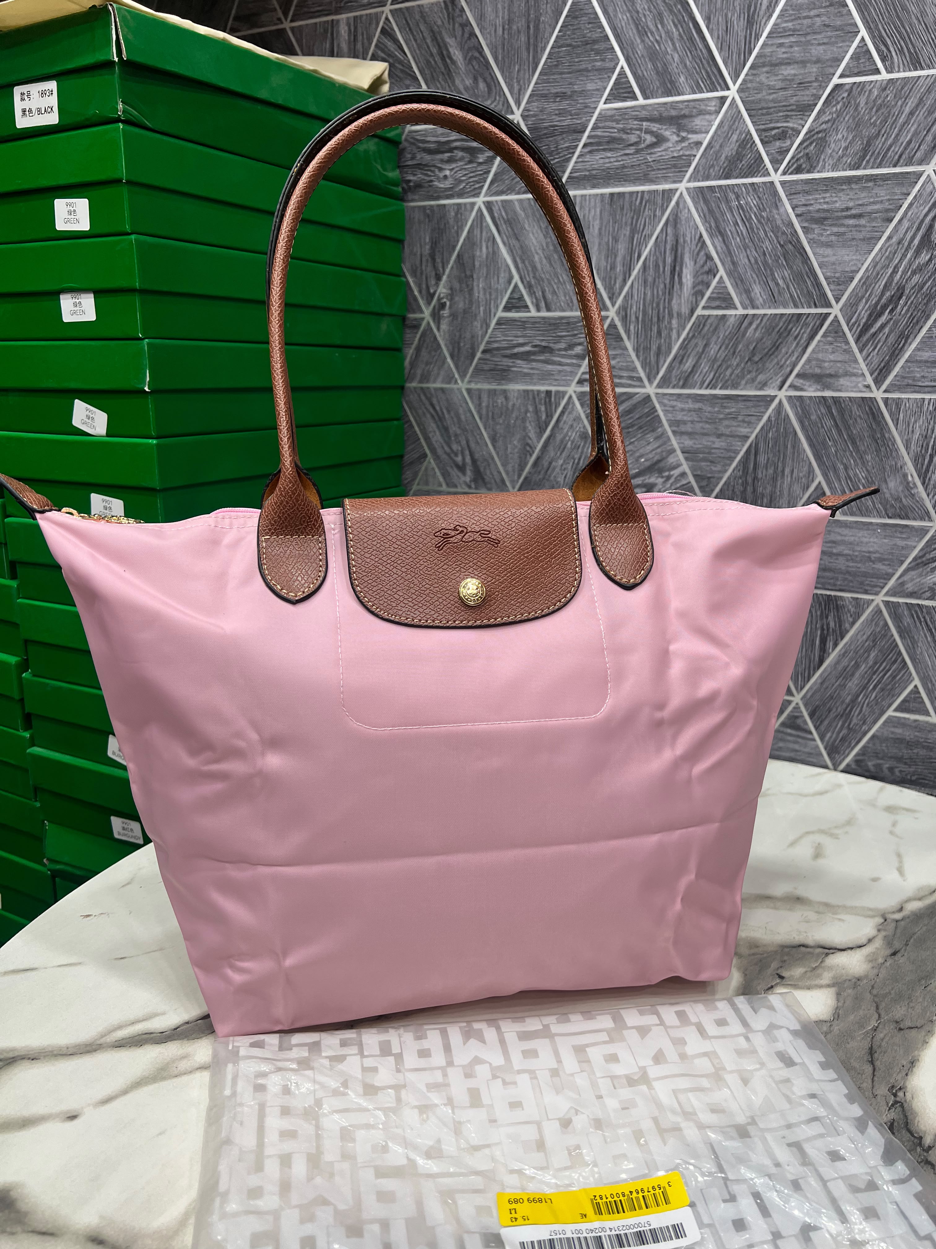LONG CHAMP MEDIUM TOTE BAG