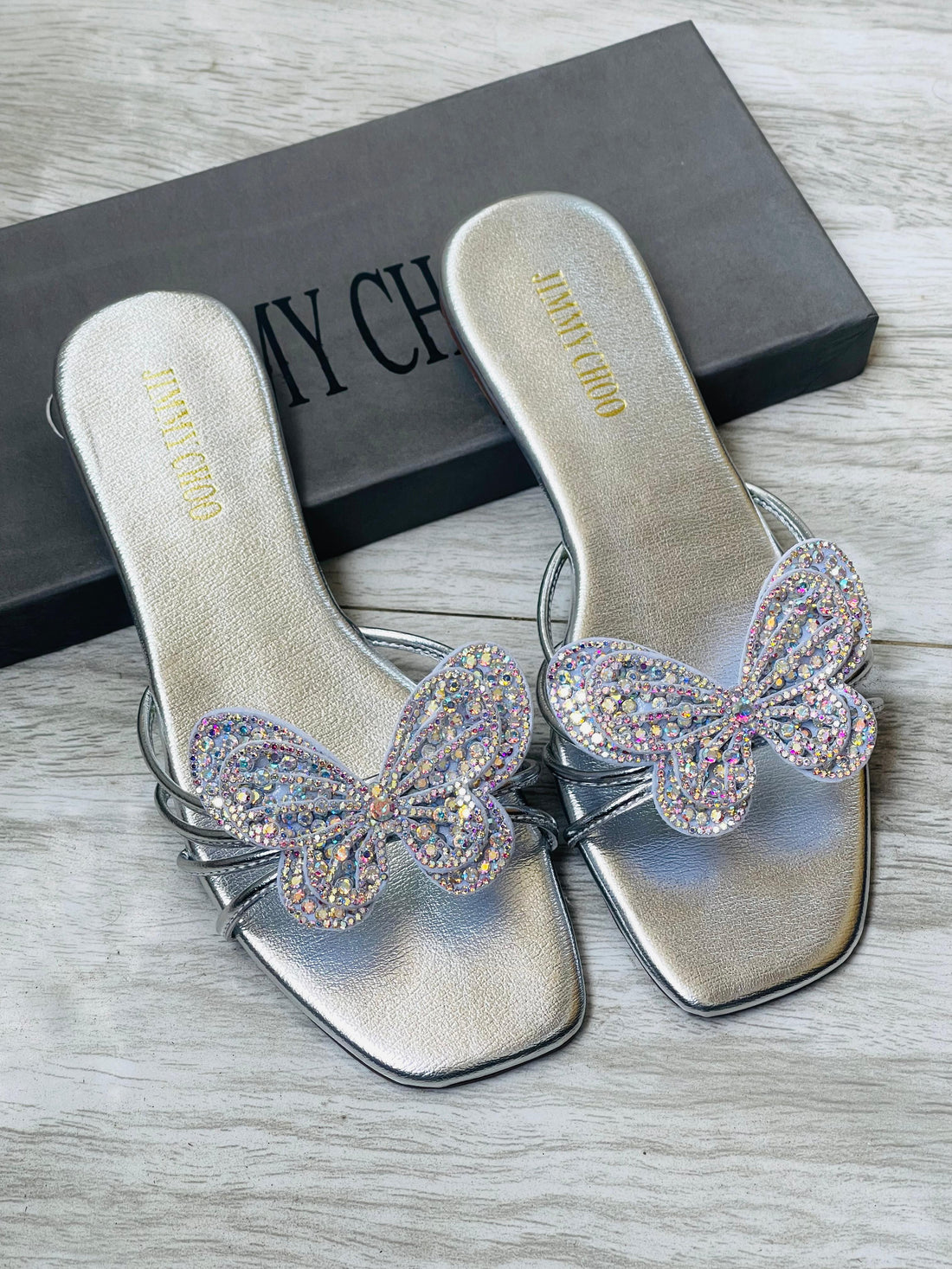JIMMY CHOO FLATS