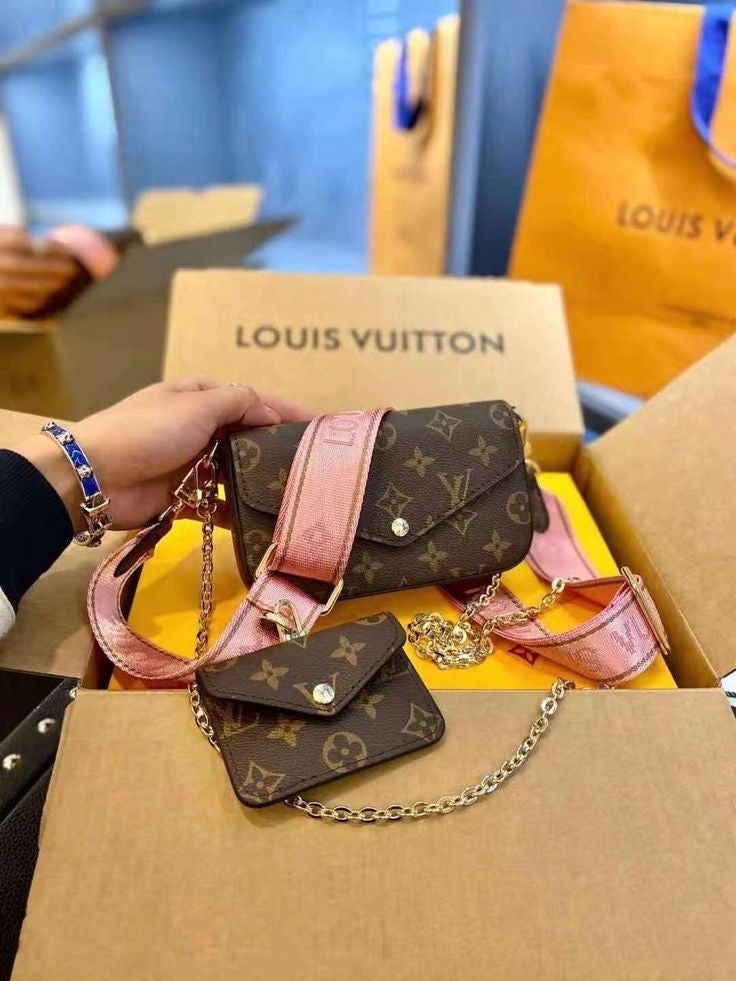 LOUIS VUITTON FELICIE STRAP MONOGRAM BAG