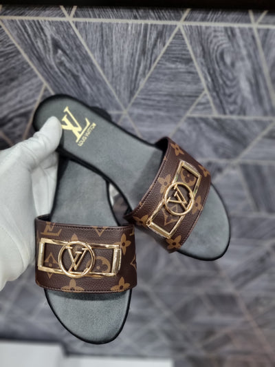 louis vuitton slippers