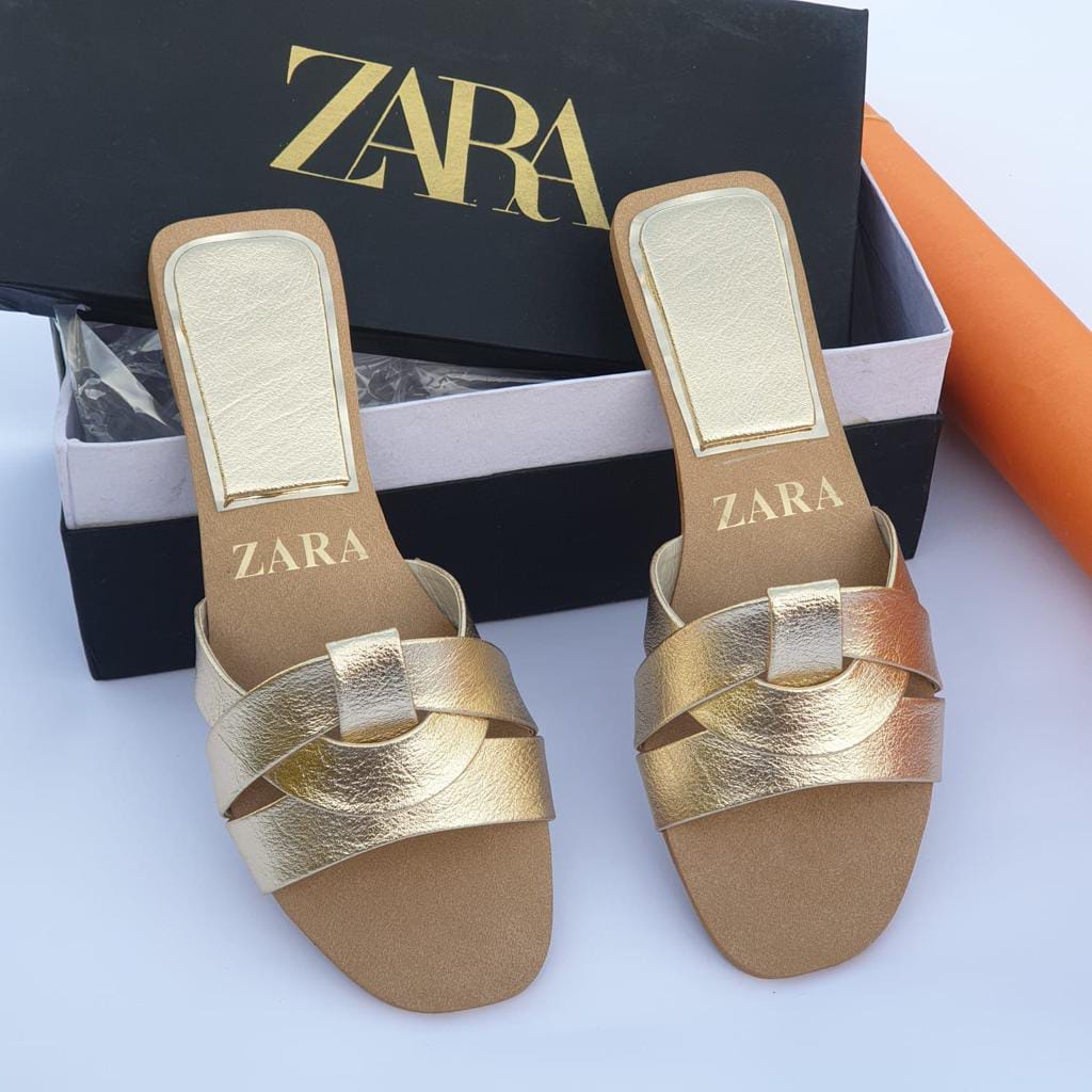 ZARA BASIC SLIDES