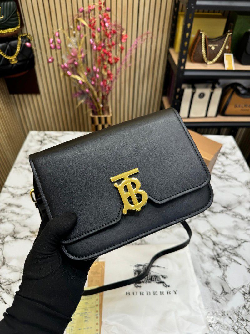 BURBERRY TB CROSSBODY BAGS