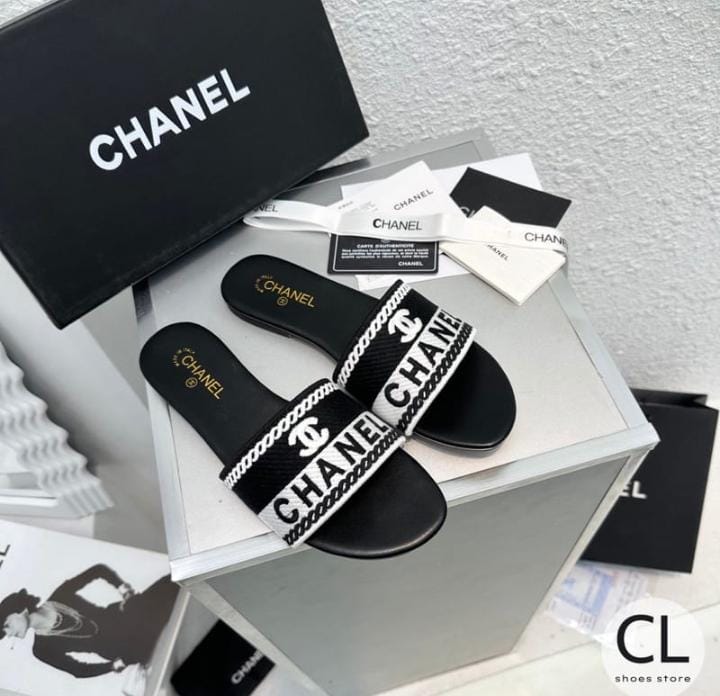 CHANEL SLIPPERS