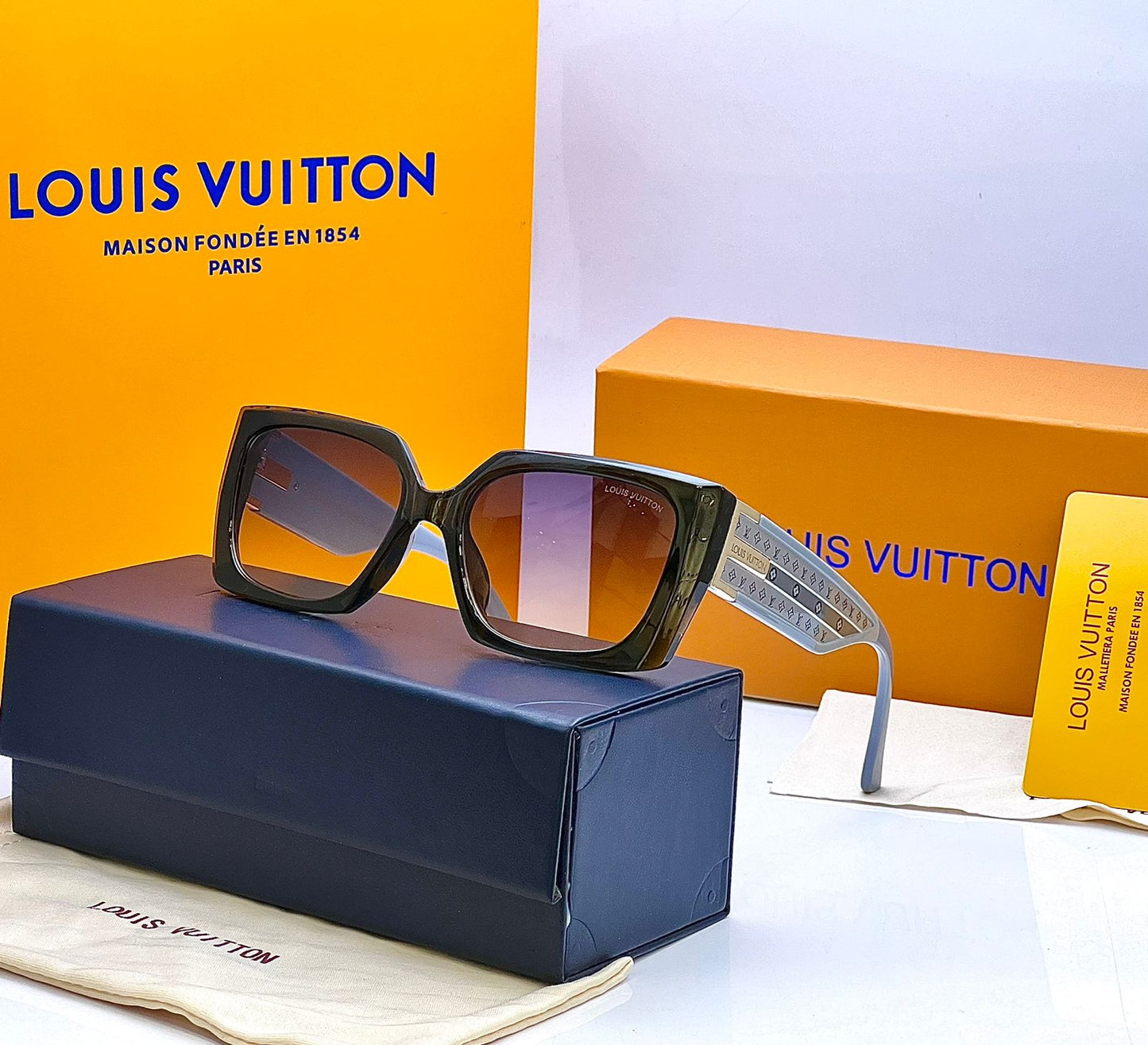 LOUISE VUITTON SUNGLASSES LADIES MODEL