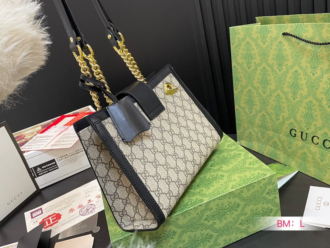 GUCCI PADLOCK SHOULDER BAGS