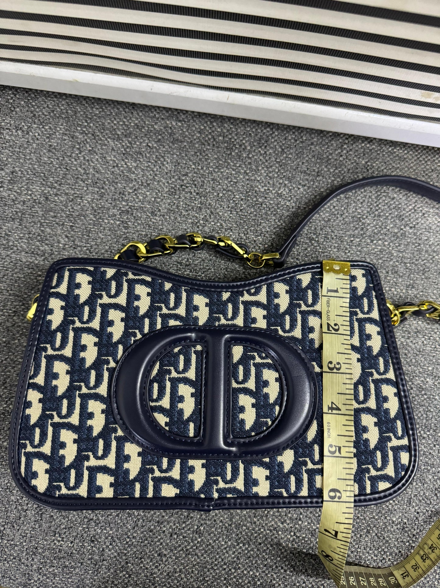 DIOR CD SIGNATURE HOBO MINI BAGS