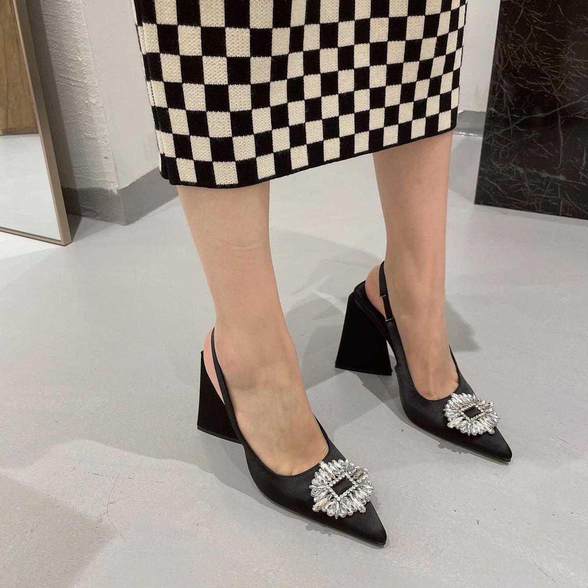 ZARA TRIANGLE HEELS