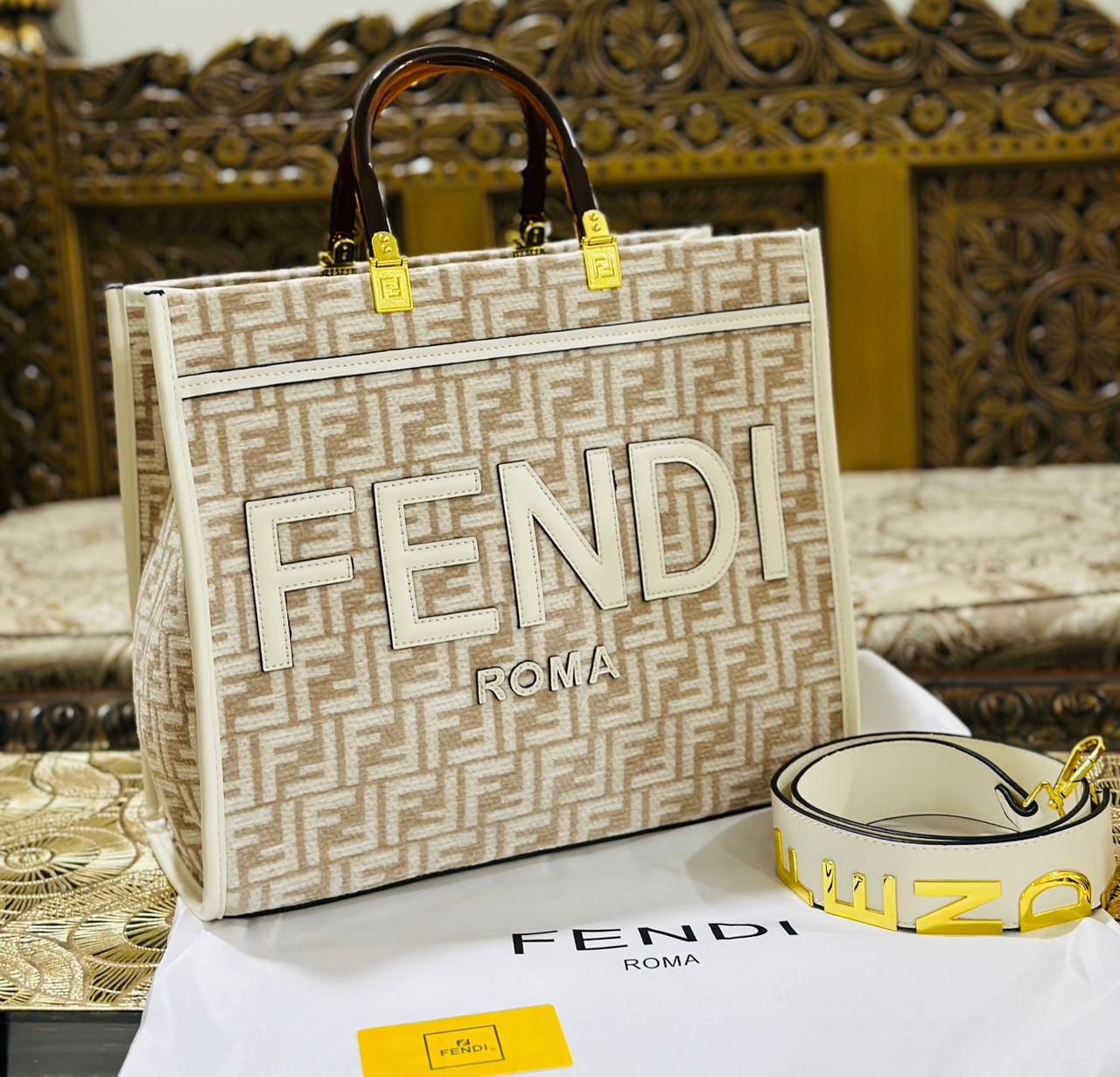 FENDI ROMA TOTE BAGS