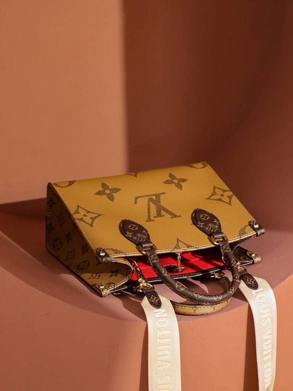 LOUISE VUITTON ONTHEGO PM M46373