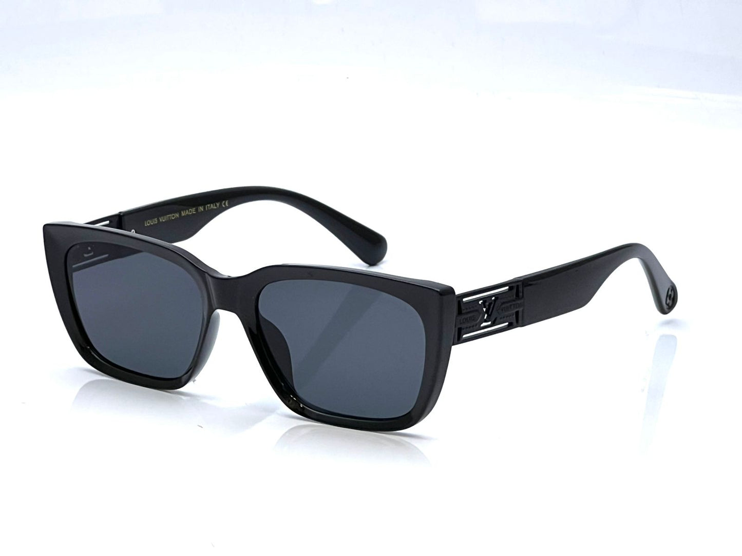 LOUISE VUITTON SUNGLASSES LADIES MODEL